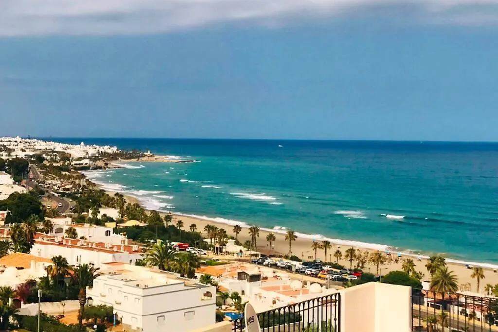 شقة Penthouse With Large Terrace And Roof Solarium, With Amazing Sea Views موخاكار