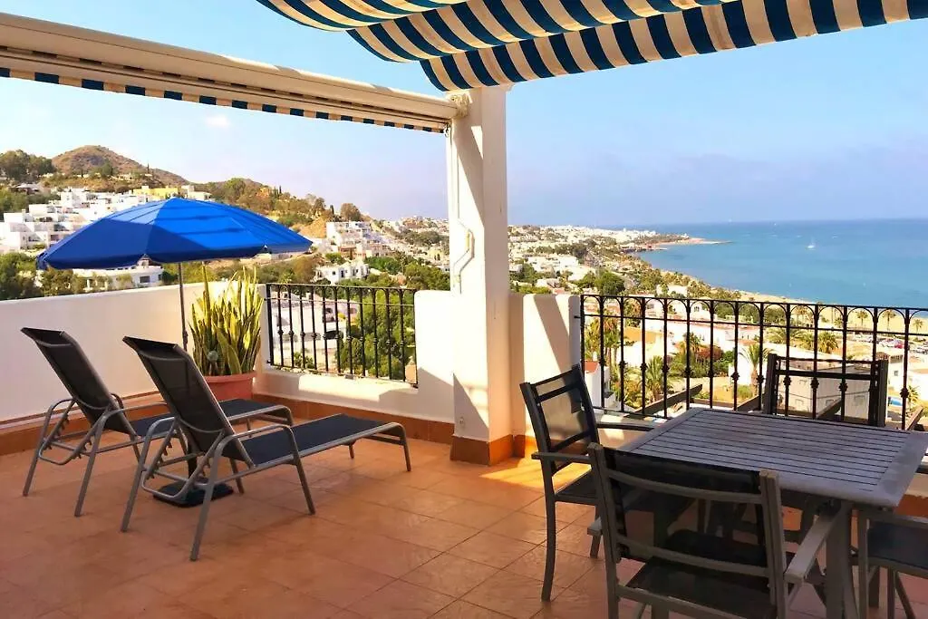 شقة Penthouse With Large Terrace And Roof Solarium, With Amazing Sea Views موخاكار