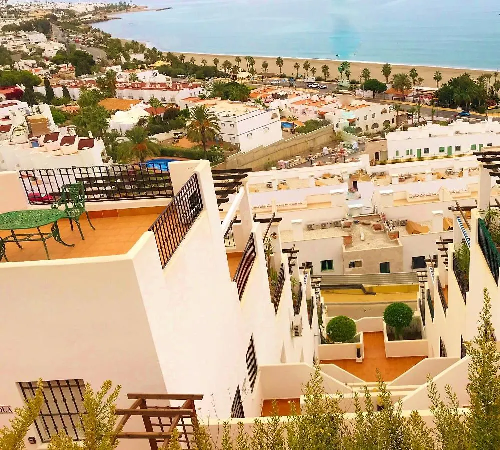 شقة Penthouse With Large Terrace And Roof Solarium, With Amazing Sea Views موخاكار