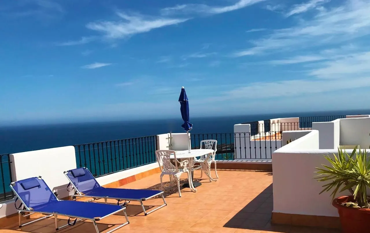شقة Penthouse With Large Terrace And Roof Solarium, With Amazing Sea Views موخاكار